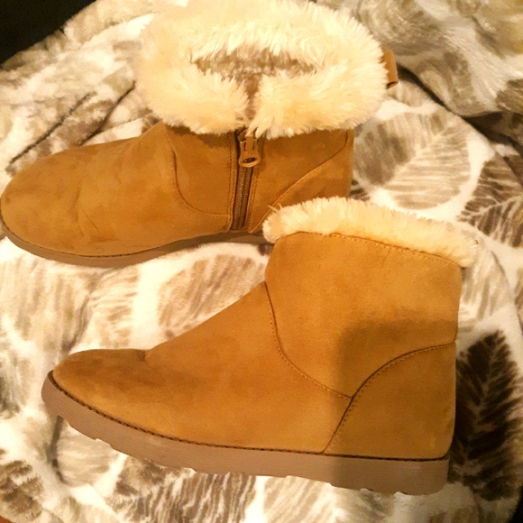 Cat & Jack Other - Girl's Cat & Jack Boots
